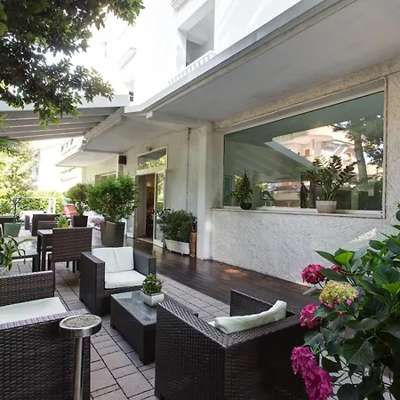 Gianlore Hotel 3*